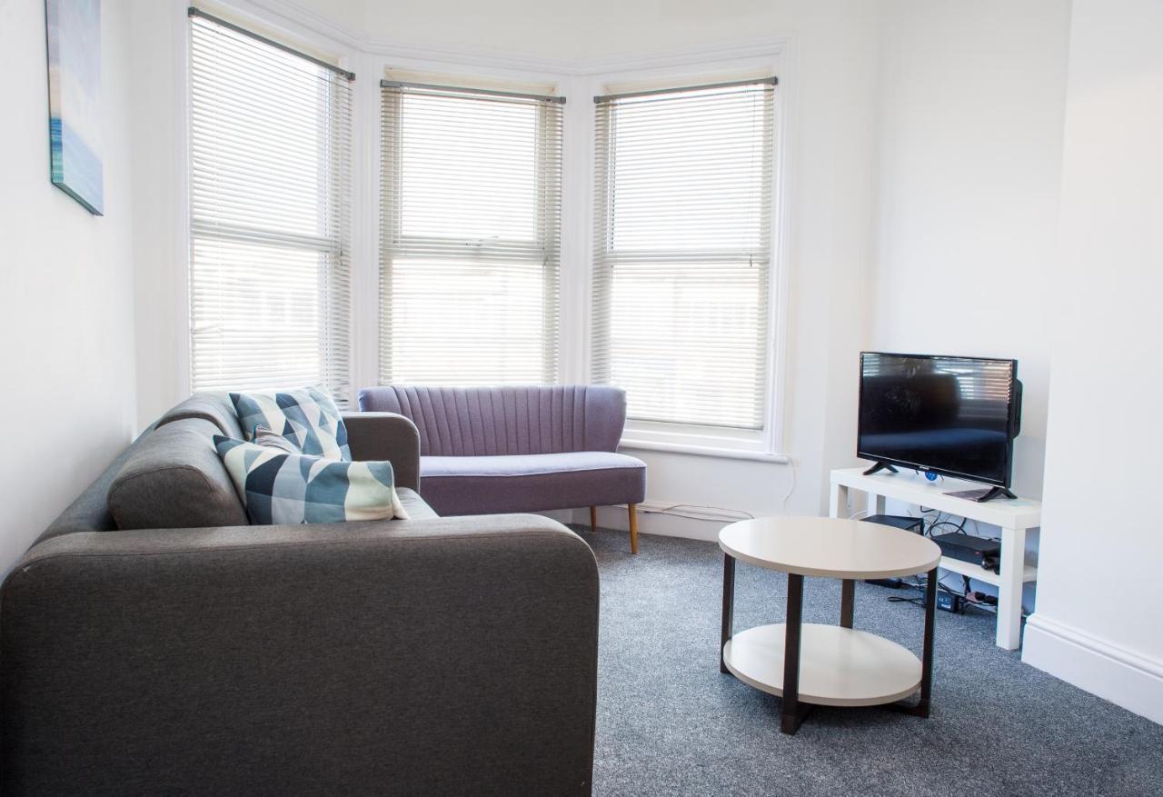 Mycityhaven - 3 Bedroom Shirehampton Flat Near Avonmouth & M4 Bristol Exterior photo